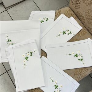 Floral Embroidered White Napkins